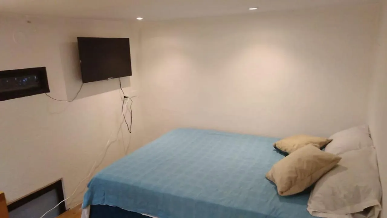Parrot House San Antonio Apartment Cali