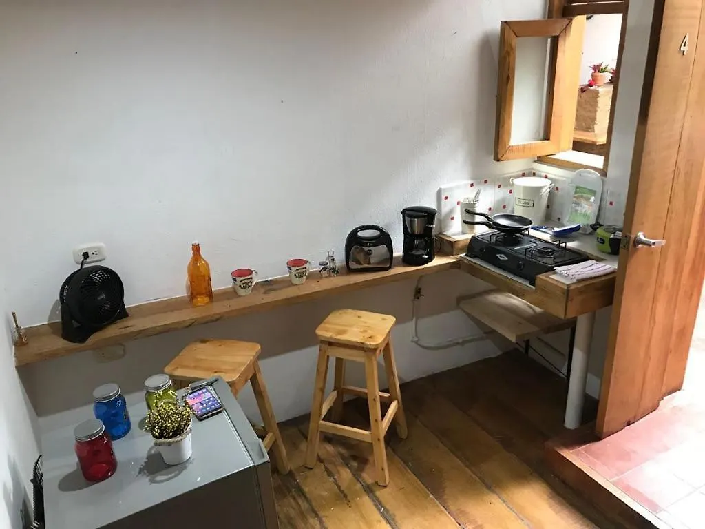 Parrot House San Antonio Apartment Cali