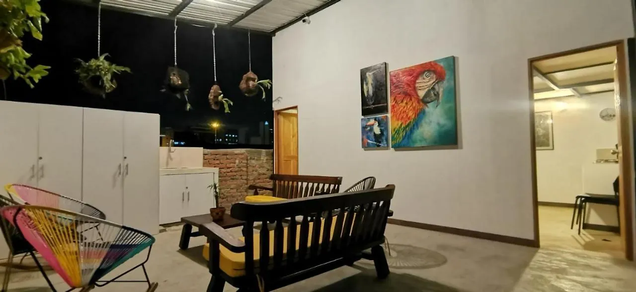 Appartamento Parrot House San Antonio Cali